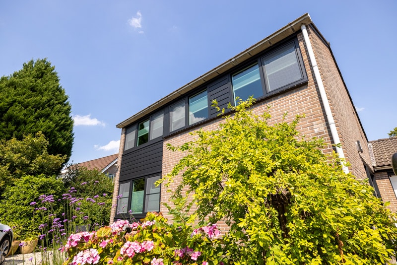 Bungalow met Knipping kozijnen