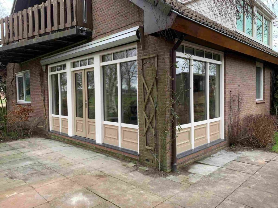 Knipping kozijnen installatie voor duurzame woningbouw