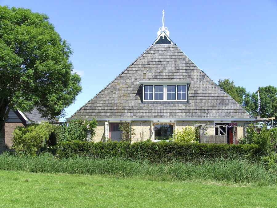 Knipping vakmanschap bij renovatieproject met moderne kozijnen