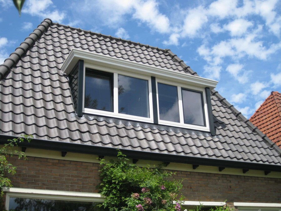 Landelijke dakkapel renovatie voor woningbouwproject met Knipping vakmanschap
